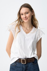 T-shirt damski z ozdobnym rękawem + kolory